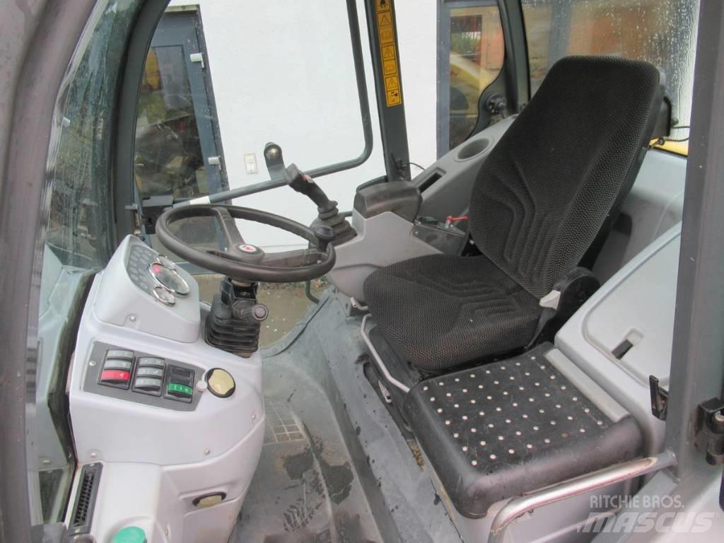 Kramer 480  휠로우더