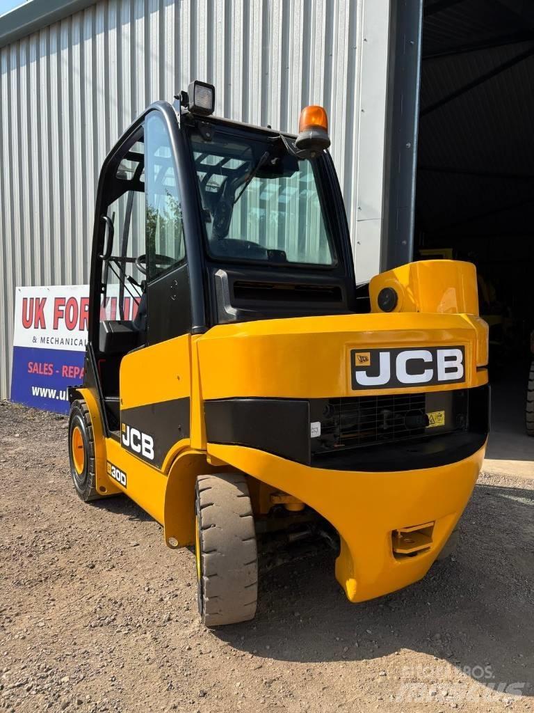 JCB TLT 30 D 텔러 핸들러