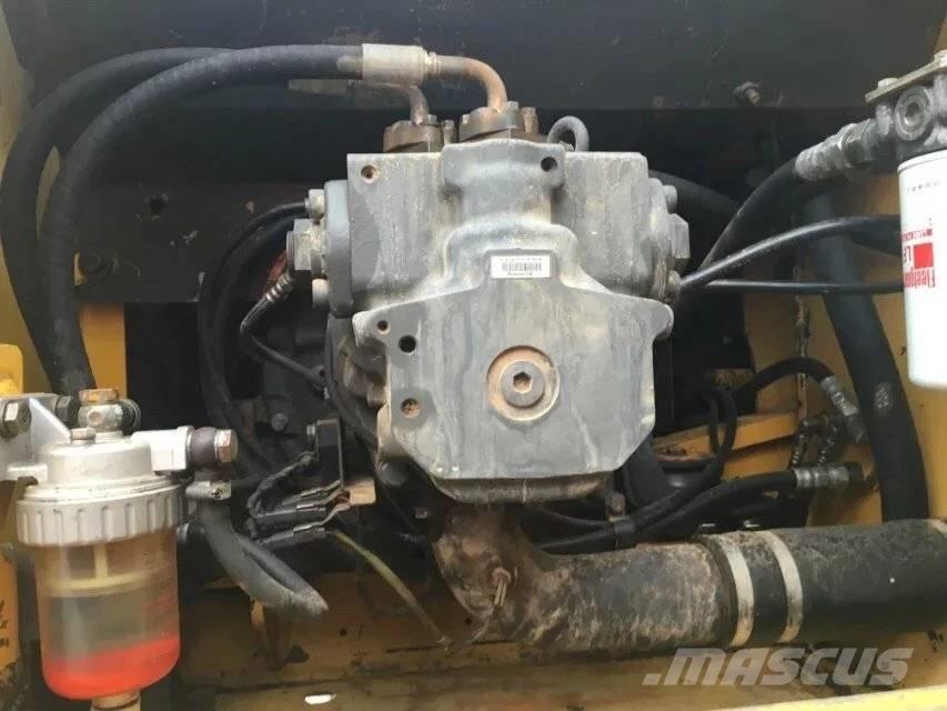Komatsu pc200-7 대형 굴삭기 29톤 이상
