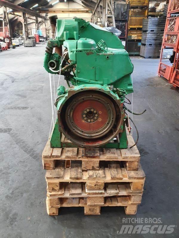 Deutz BF6L913C 엔진
