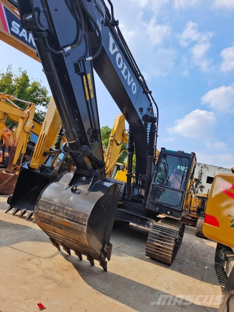 Volvo EC 210 D 대형 굴삭기 29톤 이상