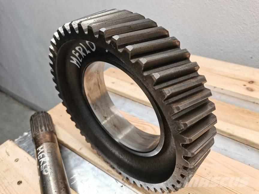 Merlo P 32.6 reducer 트랜스미션