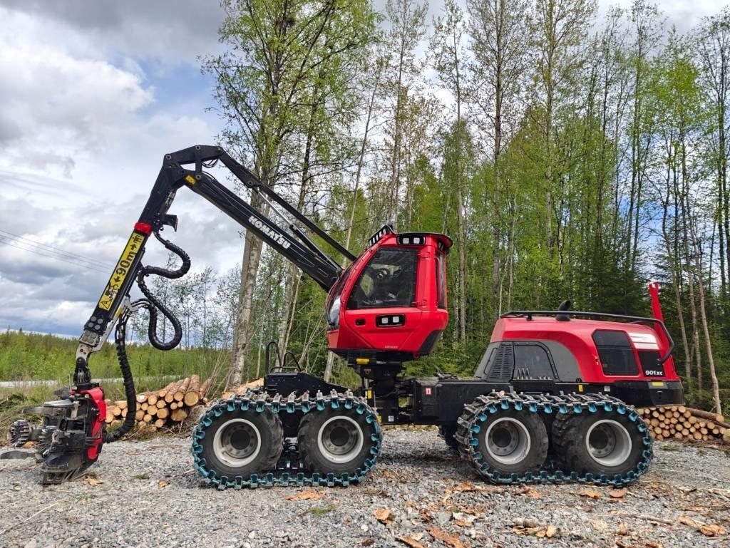 Komatsu 901 XC 원목 하베스터