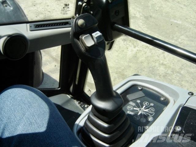 CAT 906 M  휠로우더