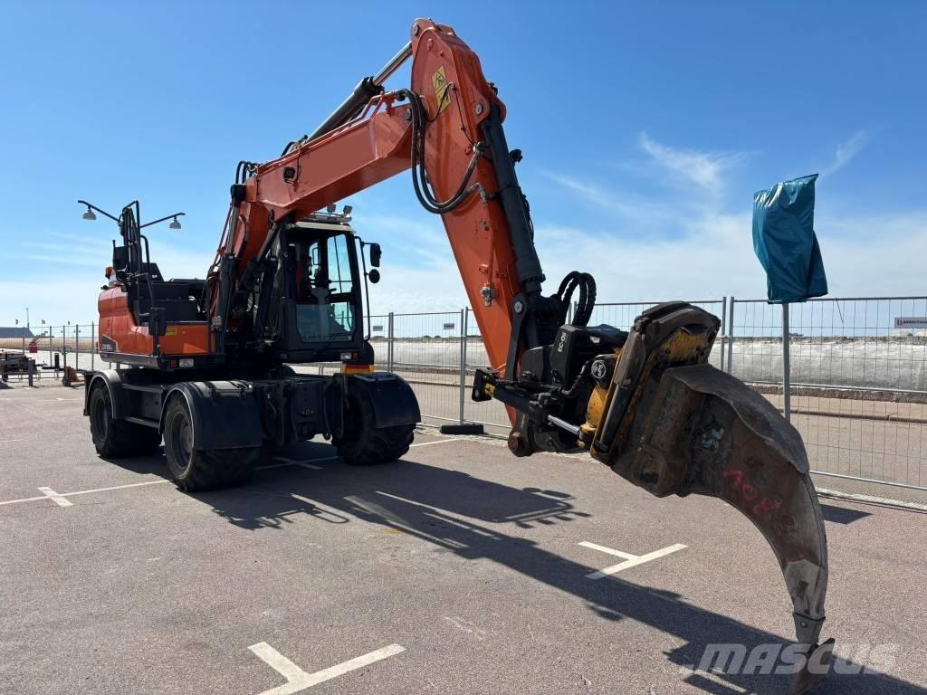 Doosan DX 160 W  휠 굴삭기