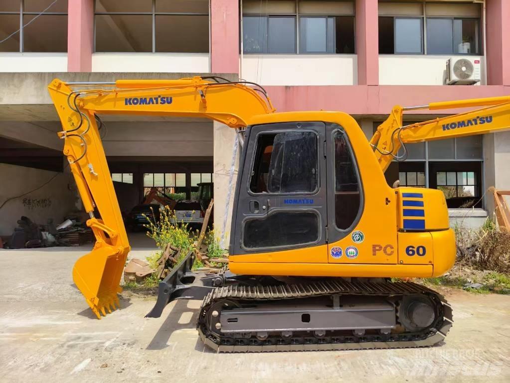 Komatsu PC 60 대형 굴삭기 29톤 이상
