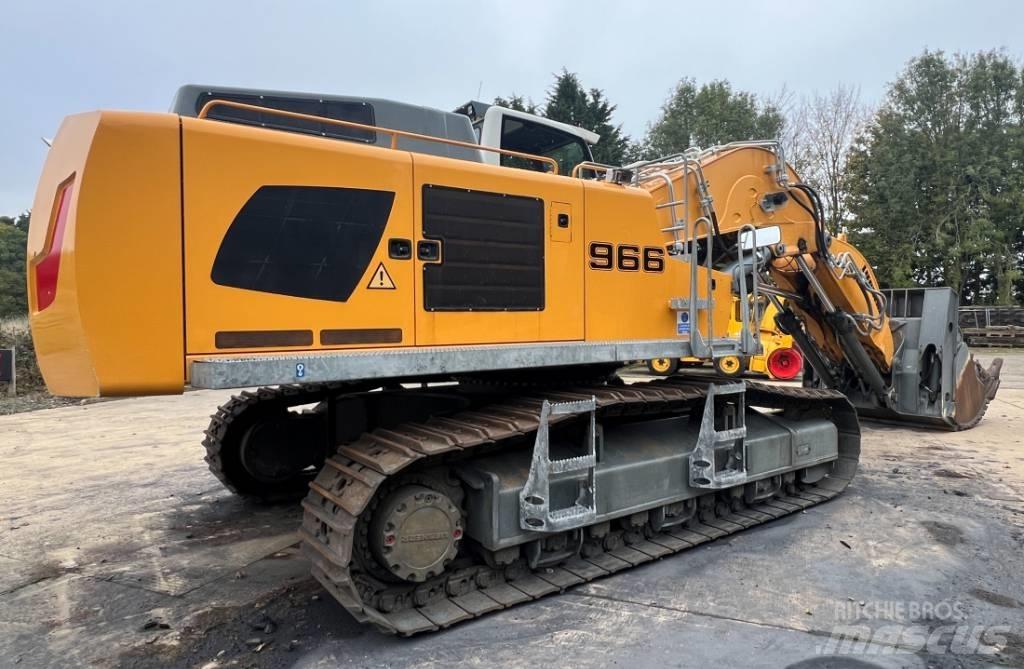 Liebherr R 966 HD 대형 굴삭기 29톤 이상
