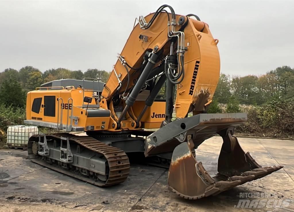 Liebherr R 966 HD 대형 굴삭기 29톤 이상