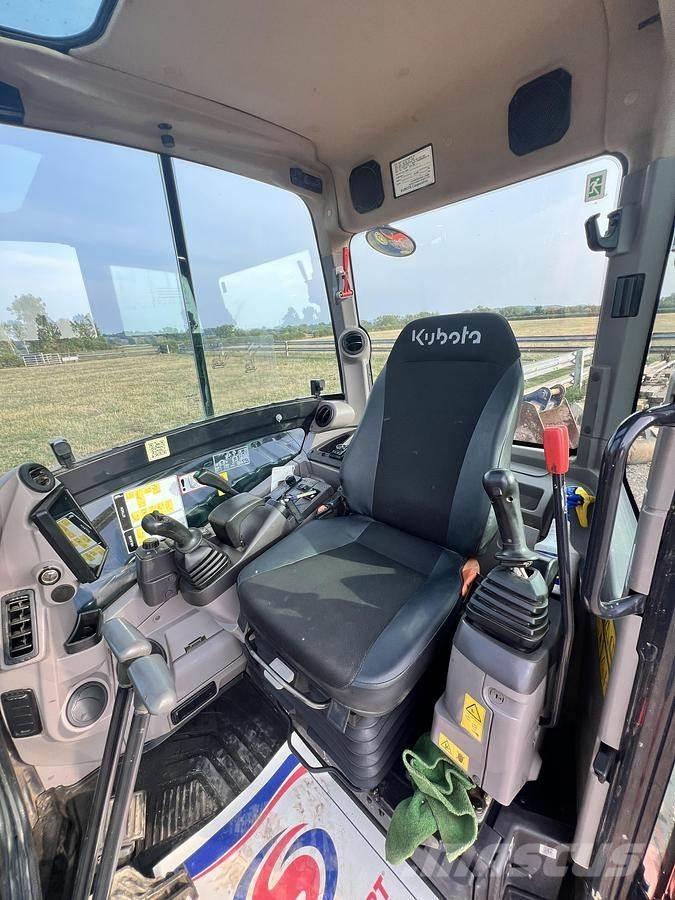 Kubota U56-5 특수 굴삭기