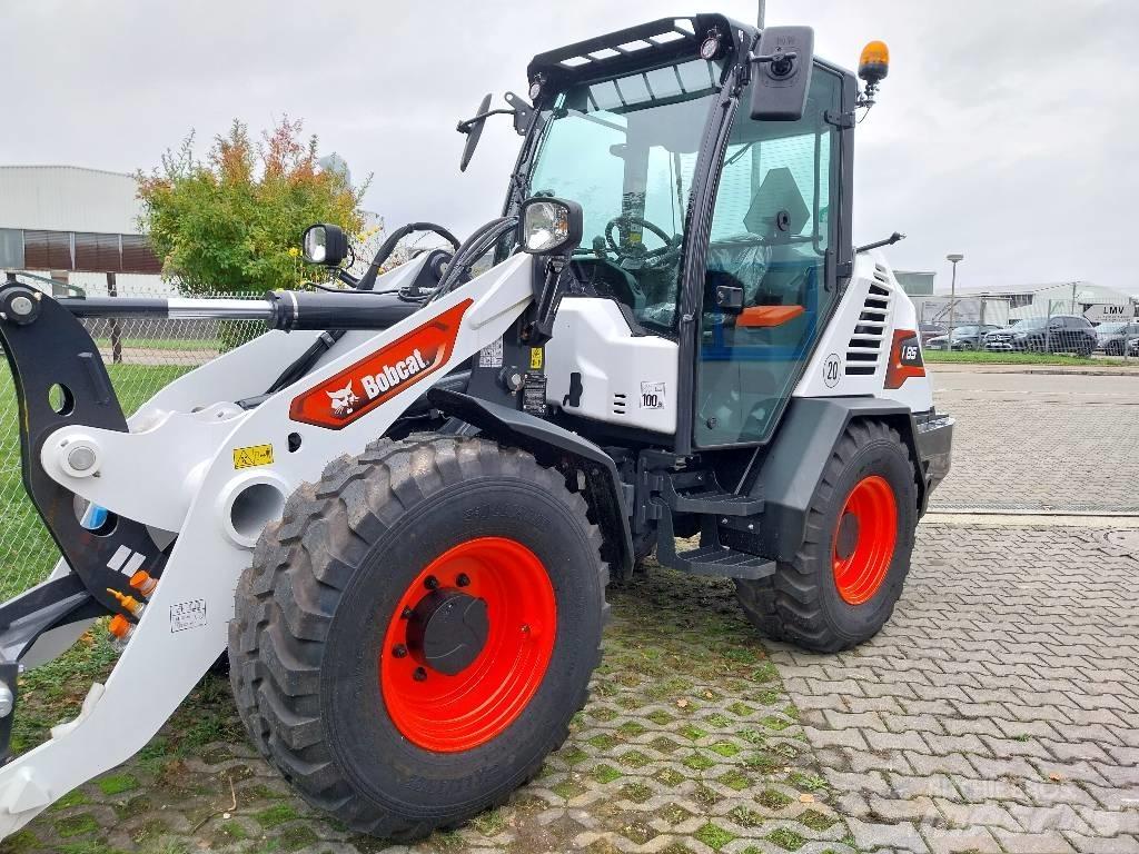 Bobcat L 85  휠로우더