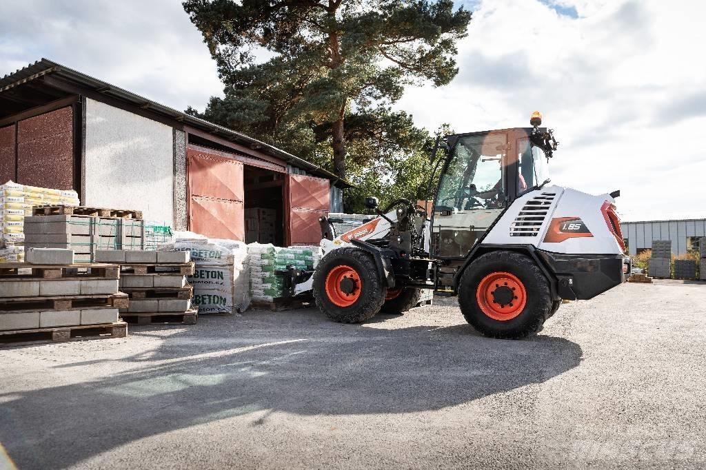 Bobcat L 85  휠로우더