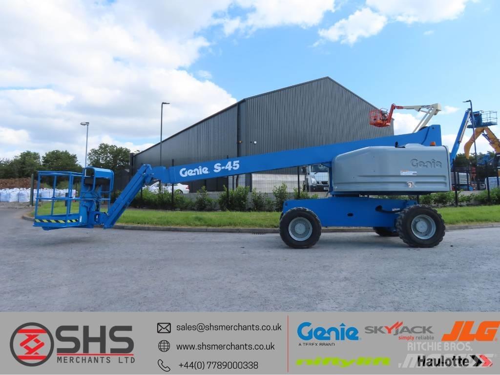 Genie S 45 견인식 전동이동 리프트