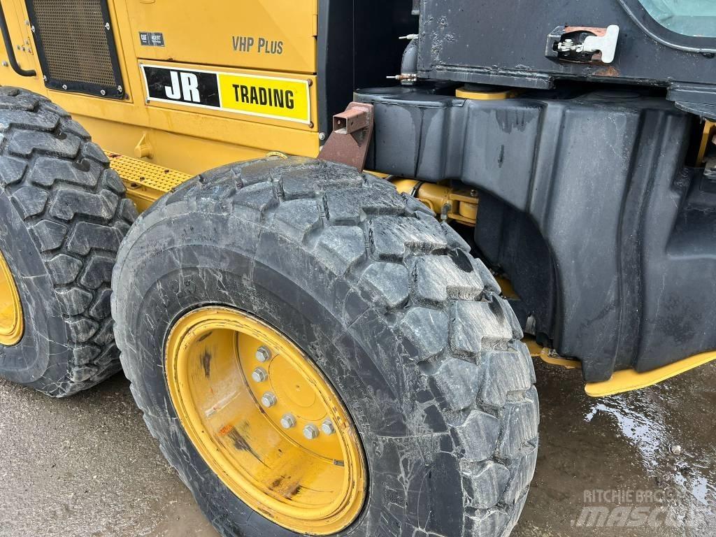 CAT 140 M AWD 그레이더