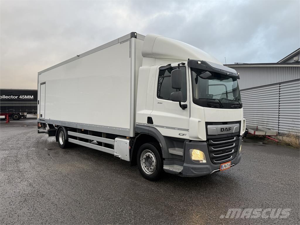 DAF CF 300 FA 4x2 탑차 트럭