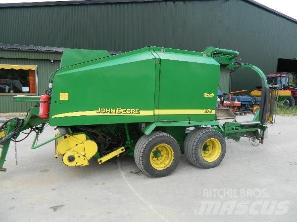 John Deere 678 원형 곤포기
