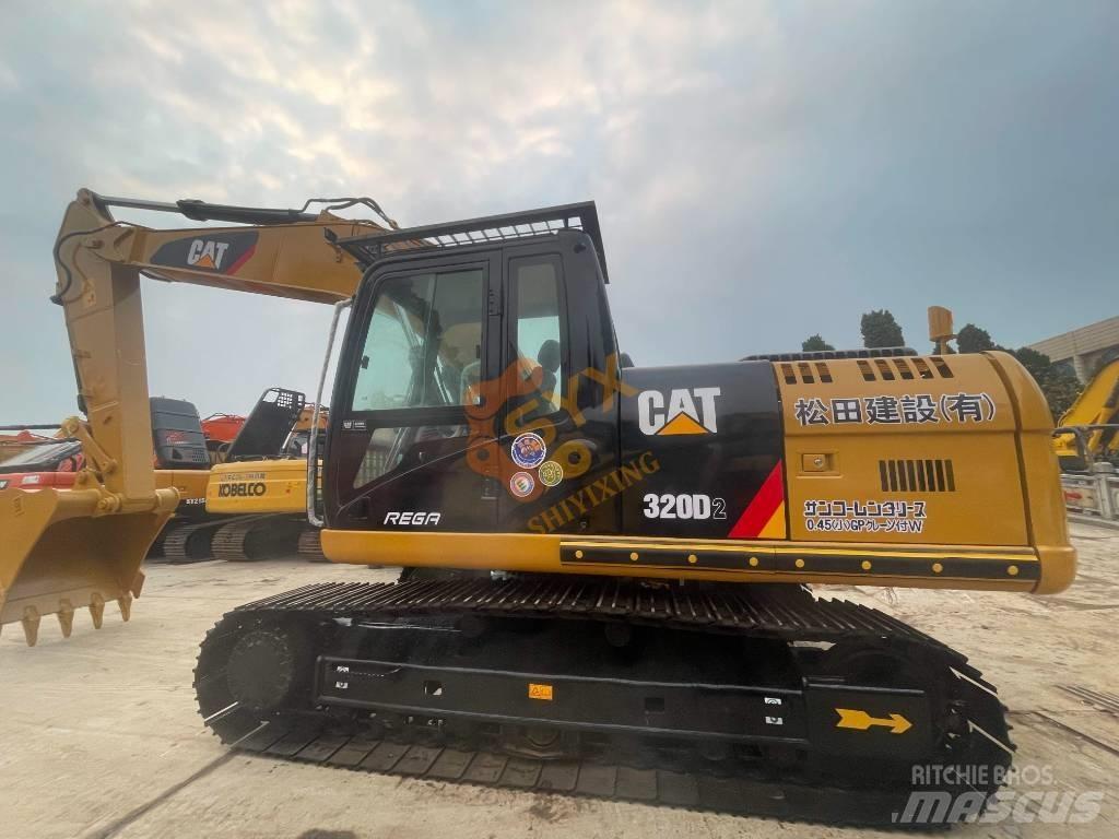 CAT 320 D 대형 굴삭기 29톤 이상