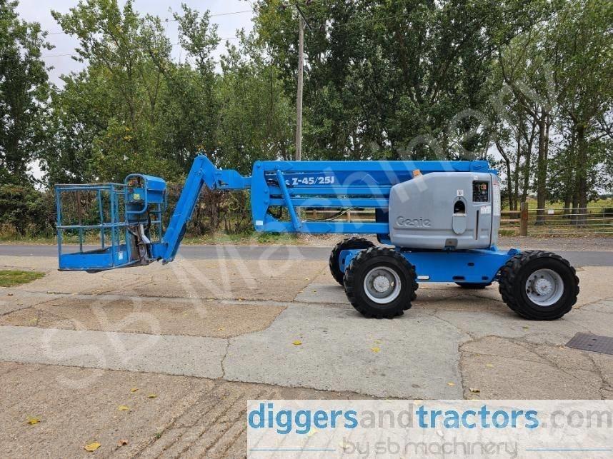Genie Z 45/25 J 관절형 전동이동 리프트