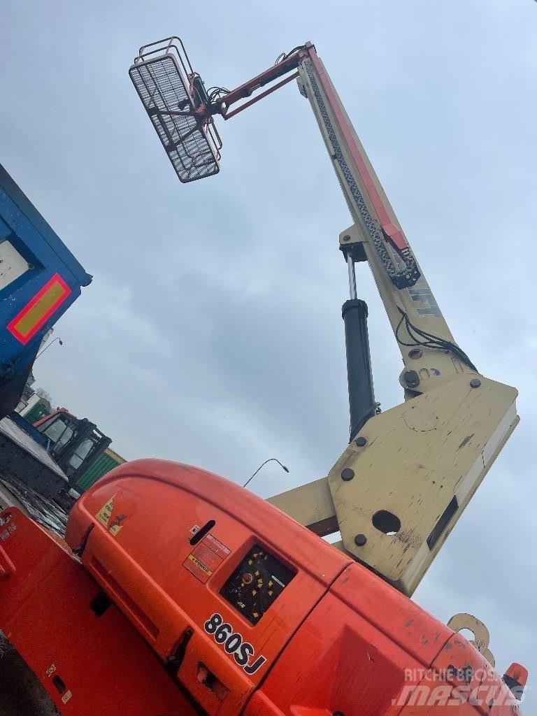 JLG 860 SJ 견인식 전동이동 리프트
