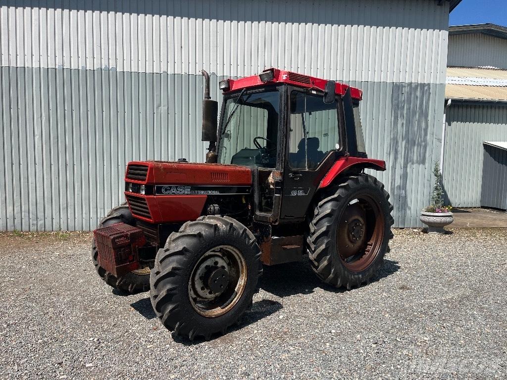 Case IH 685 XL 트랙터
