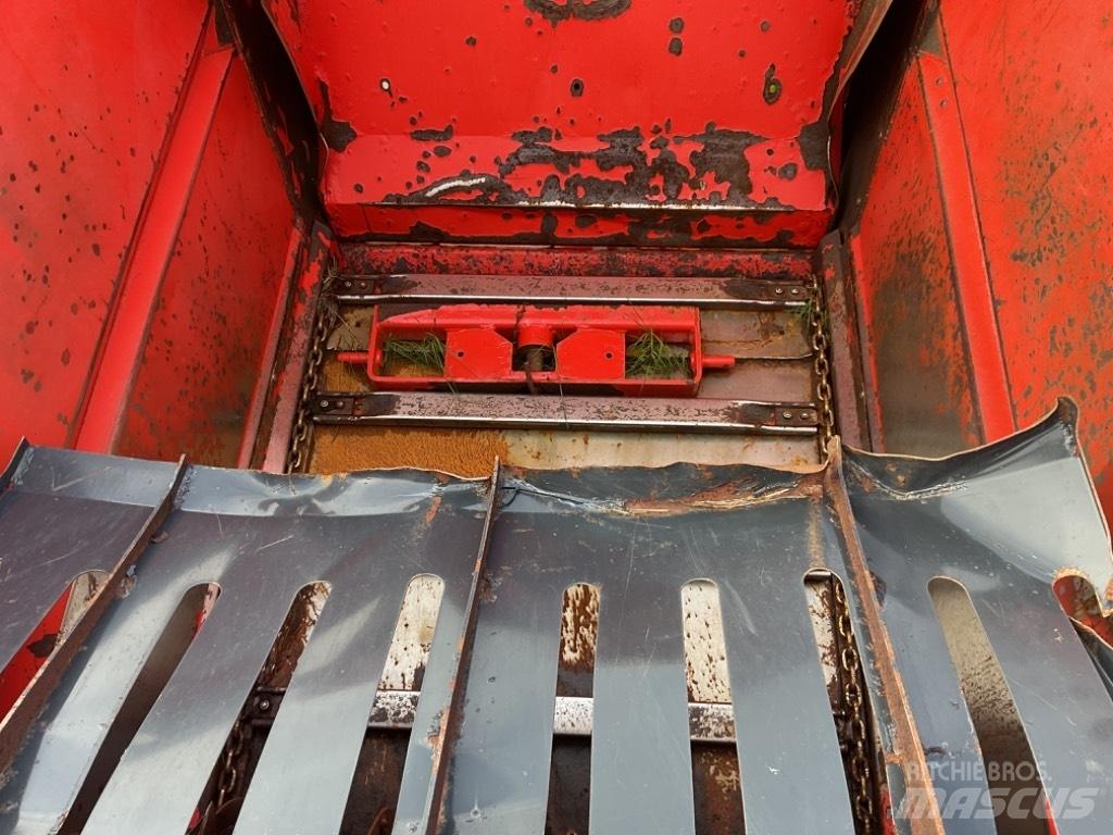 Kuhn Primor 3570 M 사일로 하적 장비