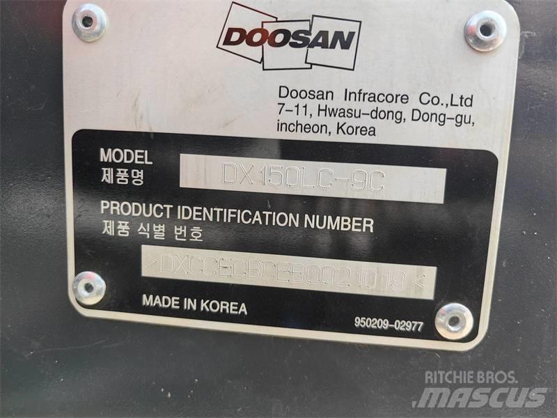 Doosan 150 대형 굴삭기 29톤 이상