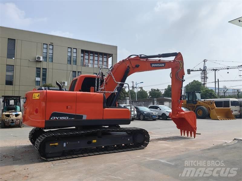Doosan 150 대형 굴삭기 29톤 이상