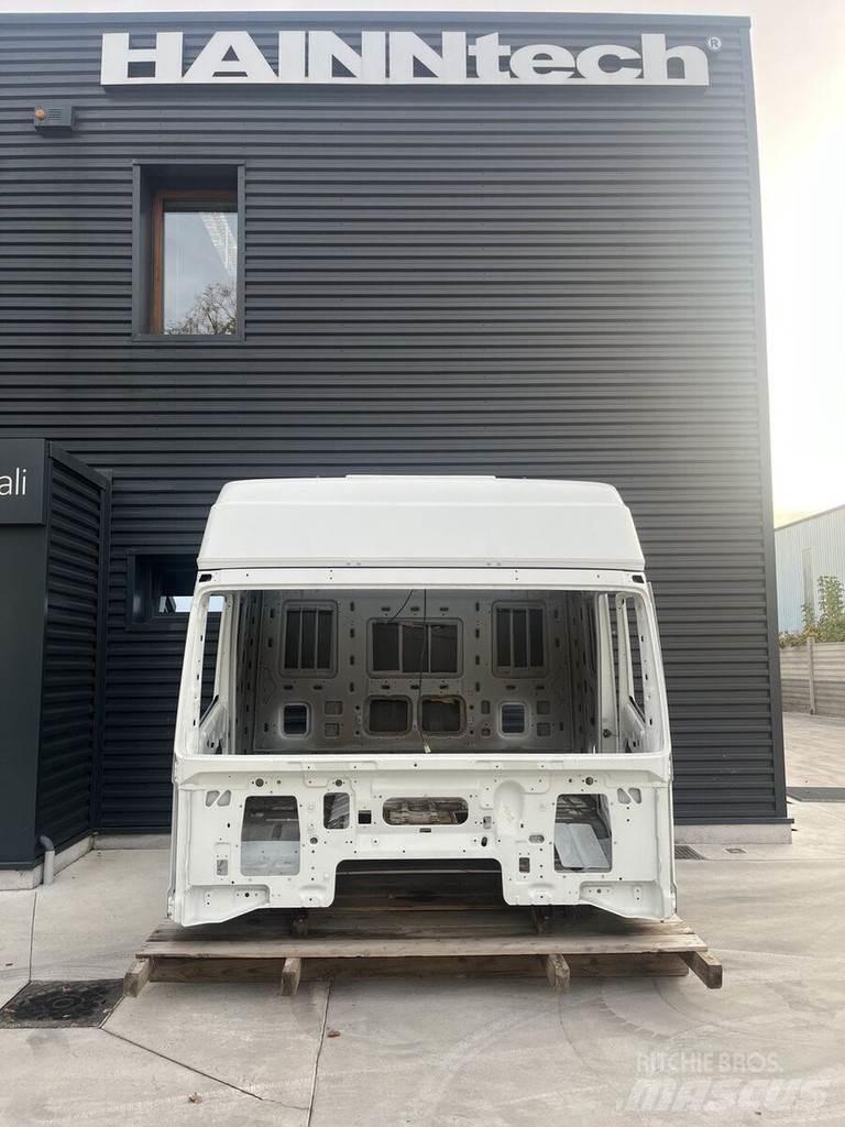 Iveco EUROSTAR 캐빈 및 인테리어