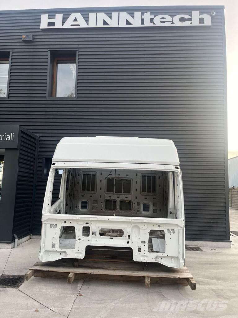Iveco EUROSTAR 캐빈 및 인테리어