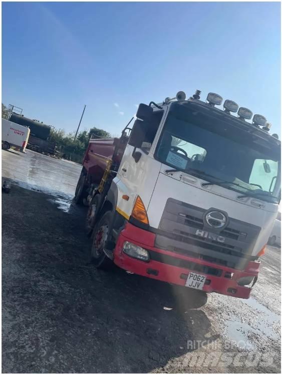 Hino 700 Series 크레인 트럭