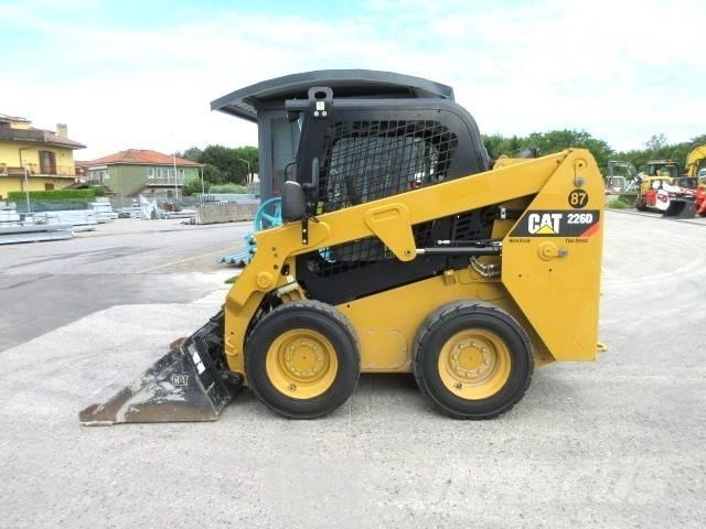 CAT 226 D  스키드로더