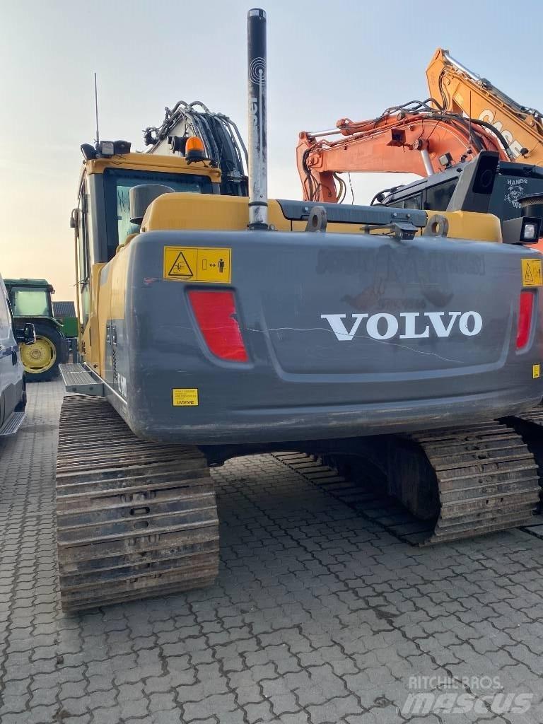 Volvo EC 160 대형 굴삭기 29톤 이상