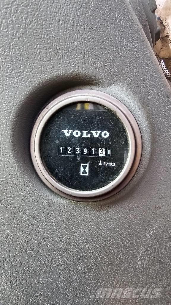 Volvo EC 300 EL 대형 굴삭기 29톤 이상