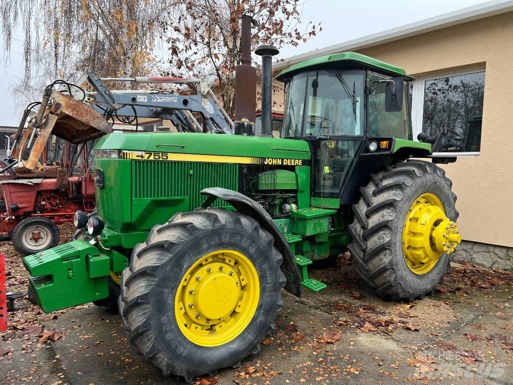 John Deere 4755 트랙터