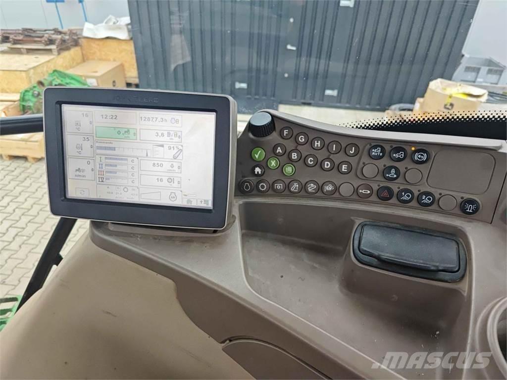 John Deere 6210R 트랙터