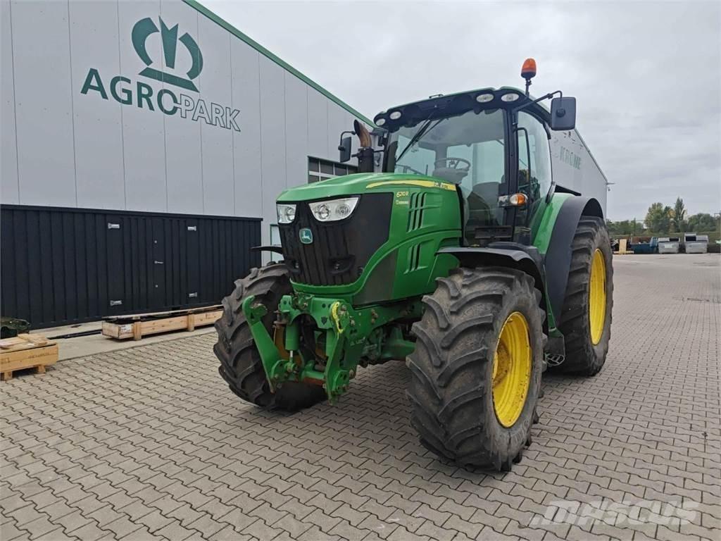 John Deere 6210R 트랙터