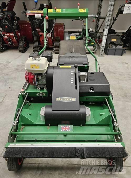 Dennis Pro34R 밀면서 전진하는 잔디깎기