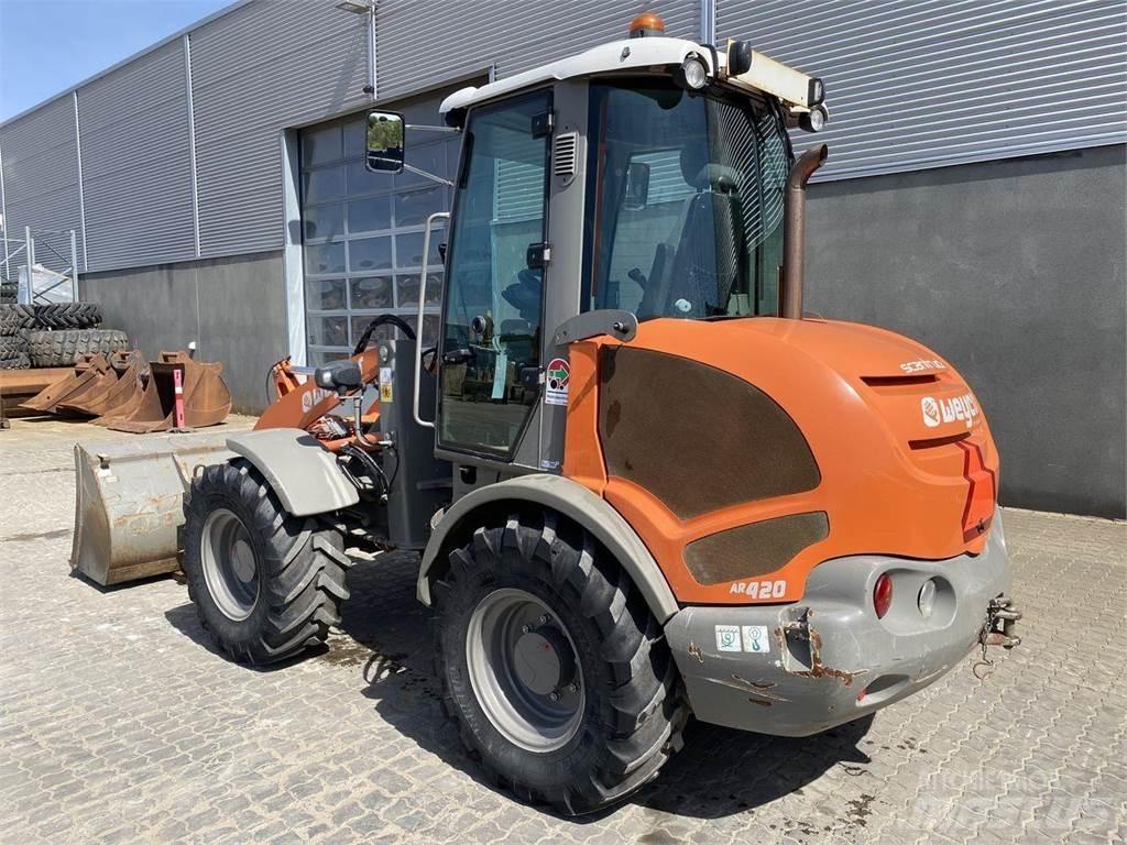 Weycor AR420 다목적 로더