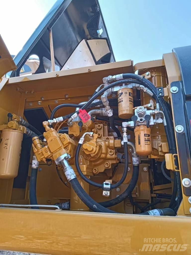 CAT CAT336D2 대형 굴삭기 29톤 이상