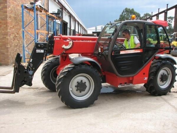 Manitou MT1033HLT 텔러 핸들러