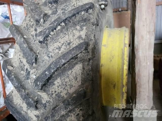 Trelleborg 650/85-38 타이어, 휠 및 림