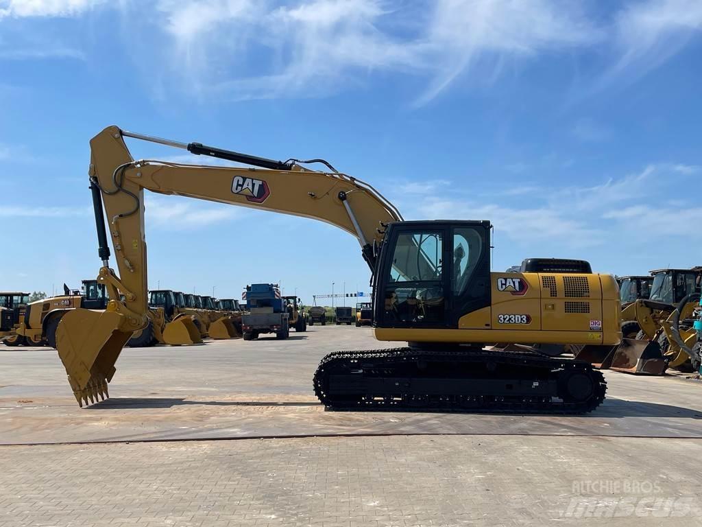 CAT 323D3 특수 굴삭기