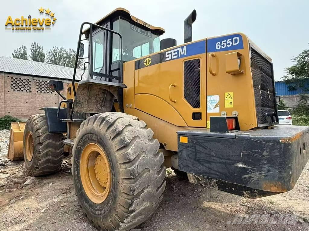 SEM 655D  휠로우더