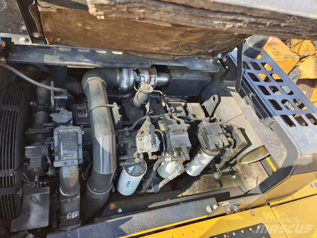 Komatsu PC 400 LC-8 대형 굴삭기 29톤 이상
