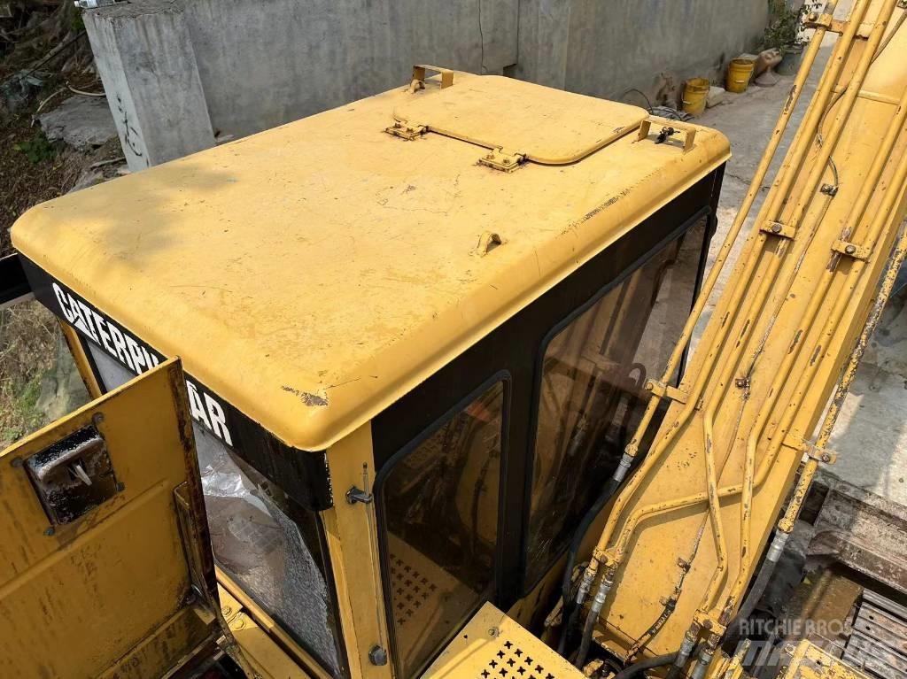 CAT 307 대형 굴삭기 29톤 이상