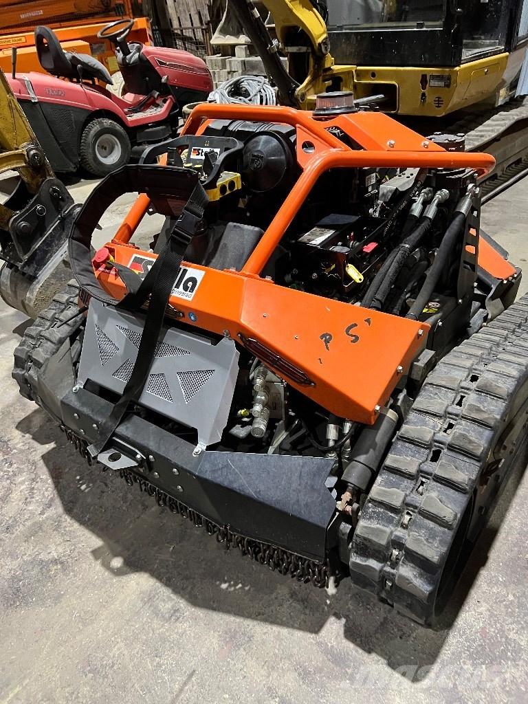  Stella URUS 100 로봇형 잔디깎기