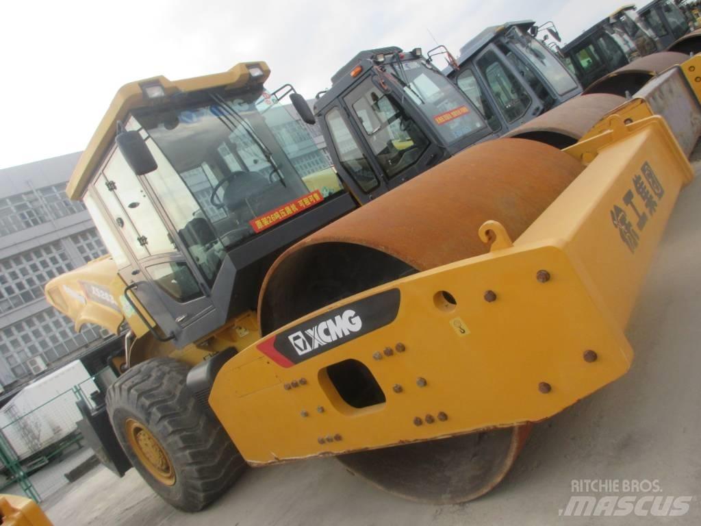 XCMG XS 263 J 싱글 드럼 롤러