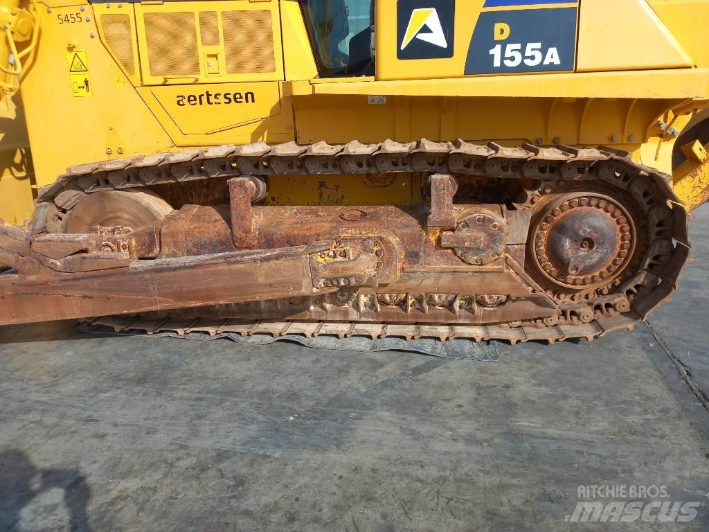 Komatsu D155A-6R 크롤러 도저