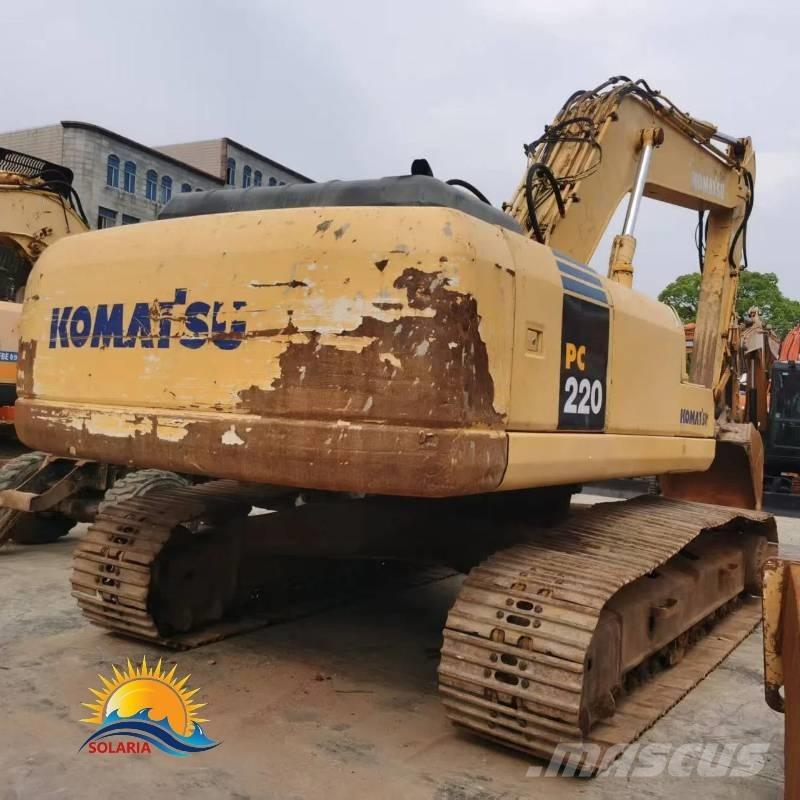 Komatsu PC 220-7 대형 굴삭기 29톤 이상