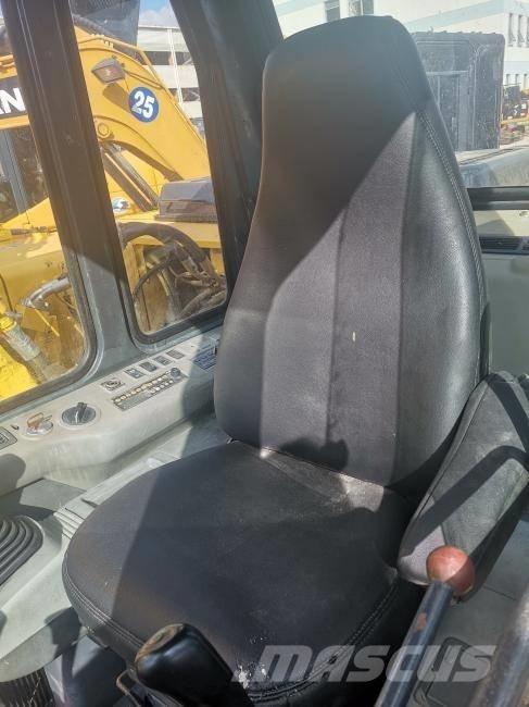 Komatsu PC 120 소형 굴삭기 7톤 미만