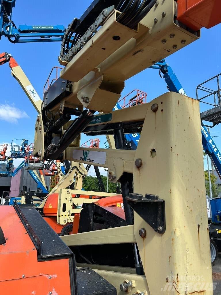 JLG 340 AJ 관절형 전동이동 리프트